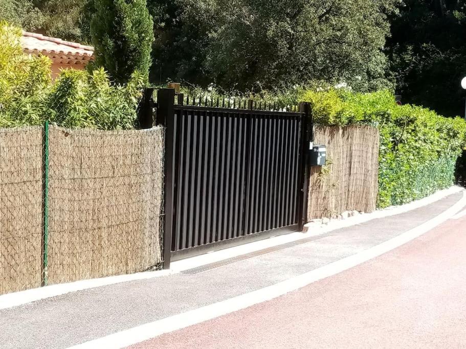 2 Pieces Climatise A 200M Des Plages Théoule-sur-Mer Exteriör bild